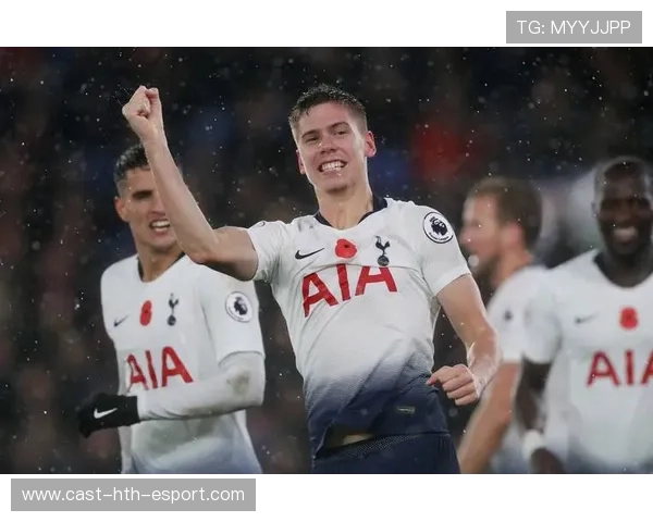 曼联2-2读秒绝平热刺,曼联3-0热刺首发